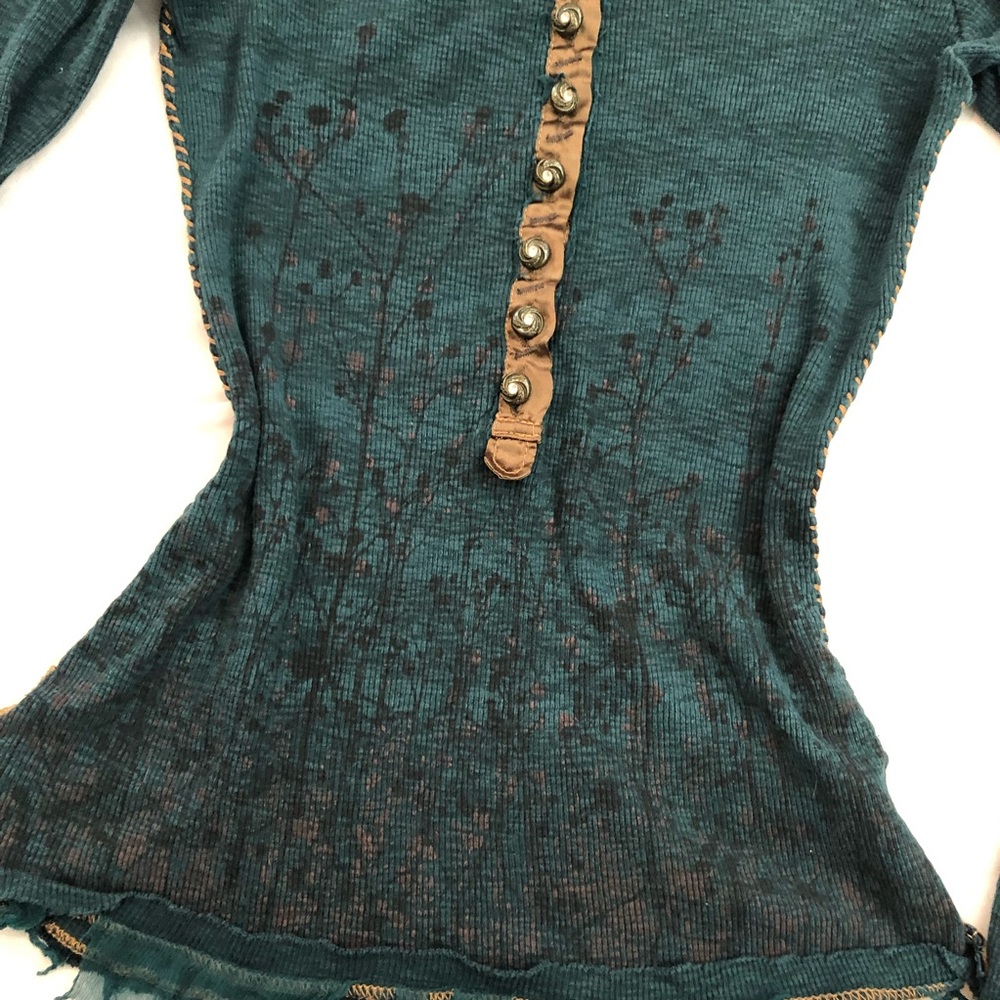 Fairy Grunge Henley - Picture 2 of 7